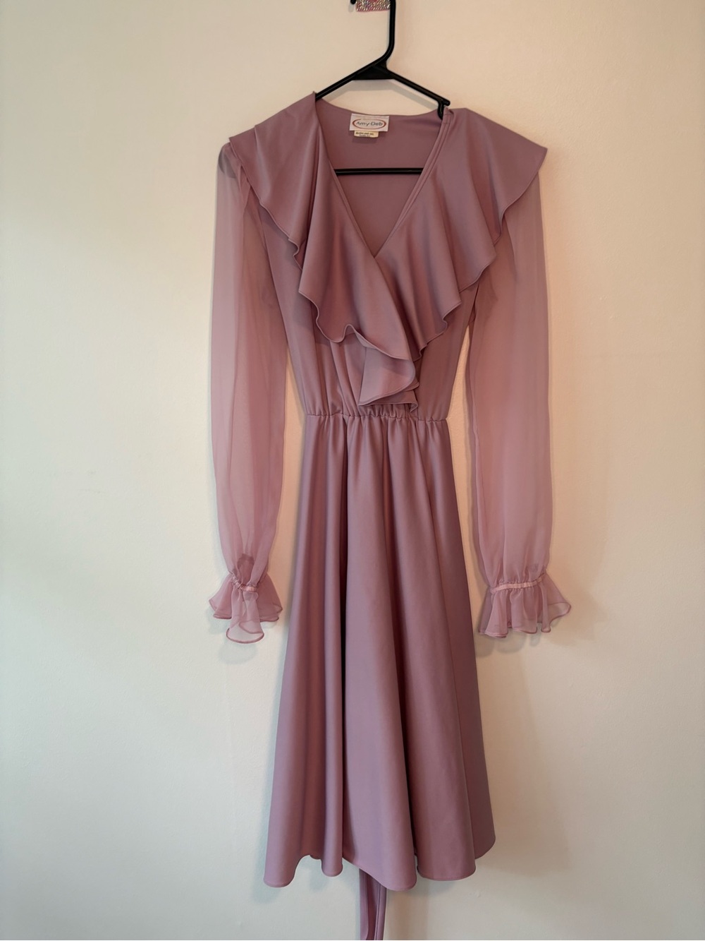 Vintage Retro Chiffon Ruffle V-Neck Dress in Mauve